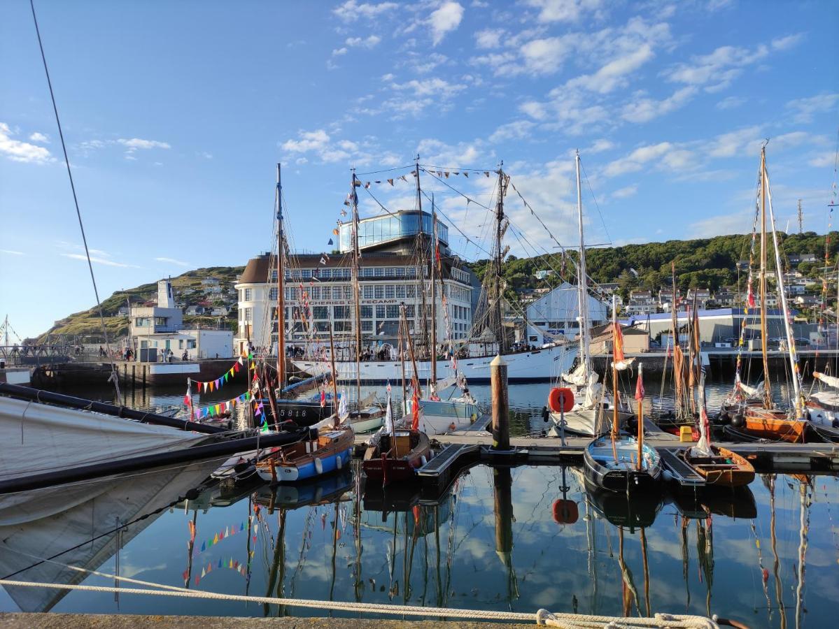 Appartamento Le Reflet Des Voiles Face Au Port De Fécamp Esterno foto